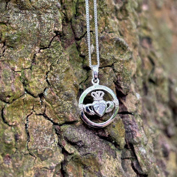Sterling Silver Round Claddagh with white CZ stone